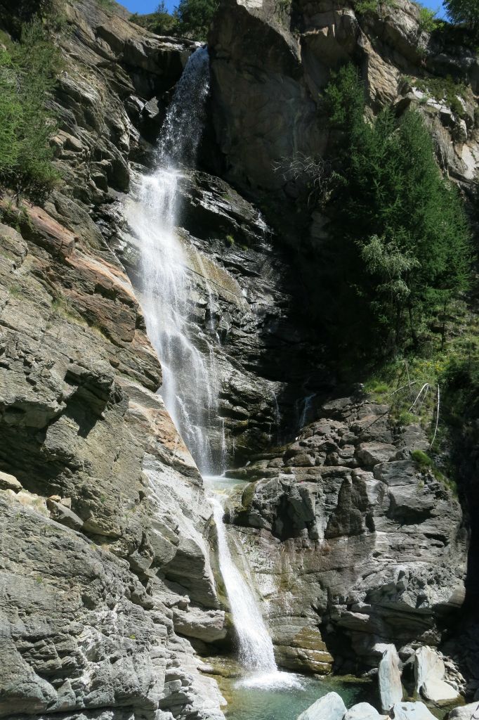 Une des cascades qui font la réputation de la région de Cogne